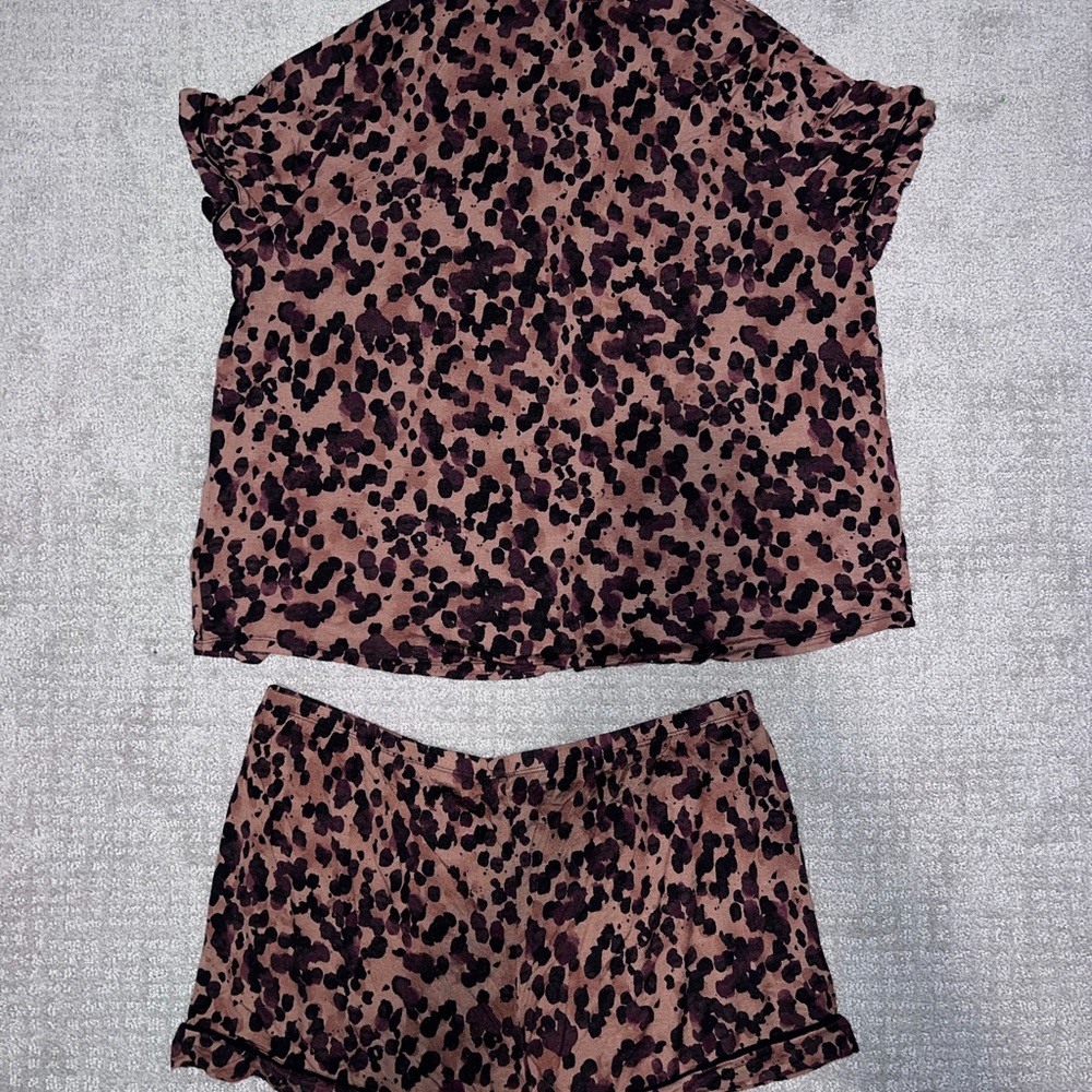 Animal Print Pajama Set Size XXL - Picture 6 of 8